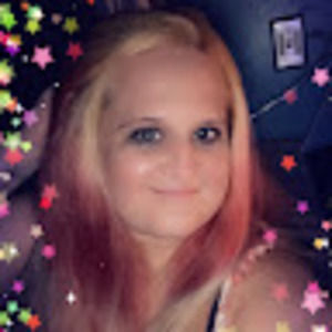 Meet your Posher, Lois